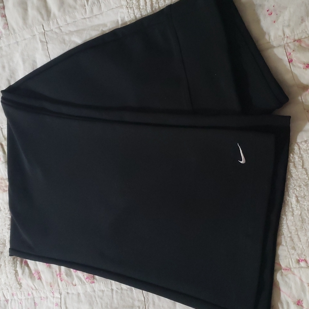 Nike NWOT PS 6 capri dry fit